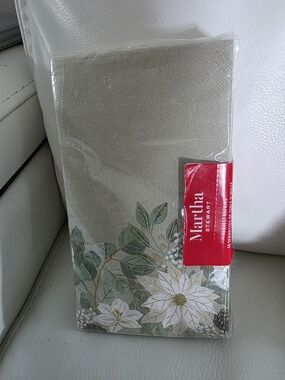 Martha Stewart Sage Floral Holiday Guest Napkins
